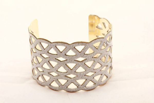 Bracelete Dourado com Brilho
